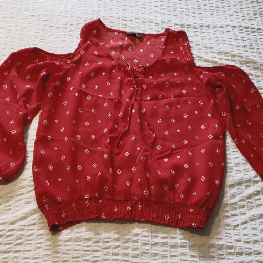 2/$15 Cold Shoulder Shirt